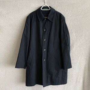 Lauren Ralph Lauren trench coat with removable inner liner.